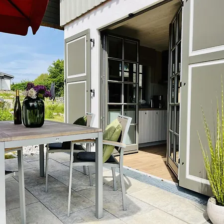 Holiday home Sehnsuchtsort 04 Klein Stresow Ruegen By Ruyastay