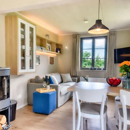 Dom wakacyjny Sehnsuchtsort 04 Klein Stresow Ruegen By Ruyastay Putbus